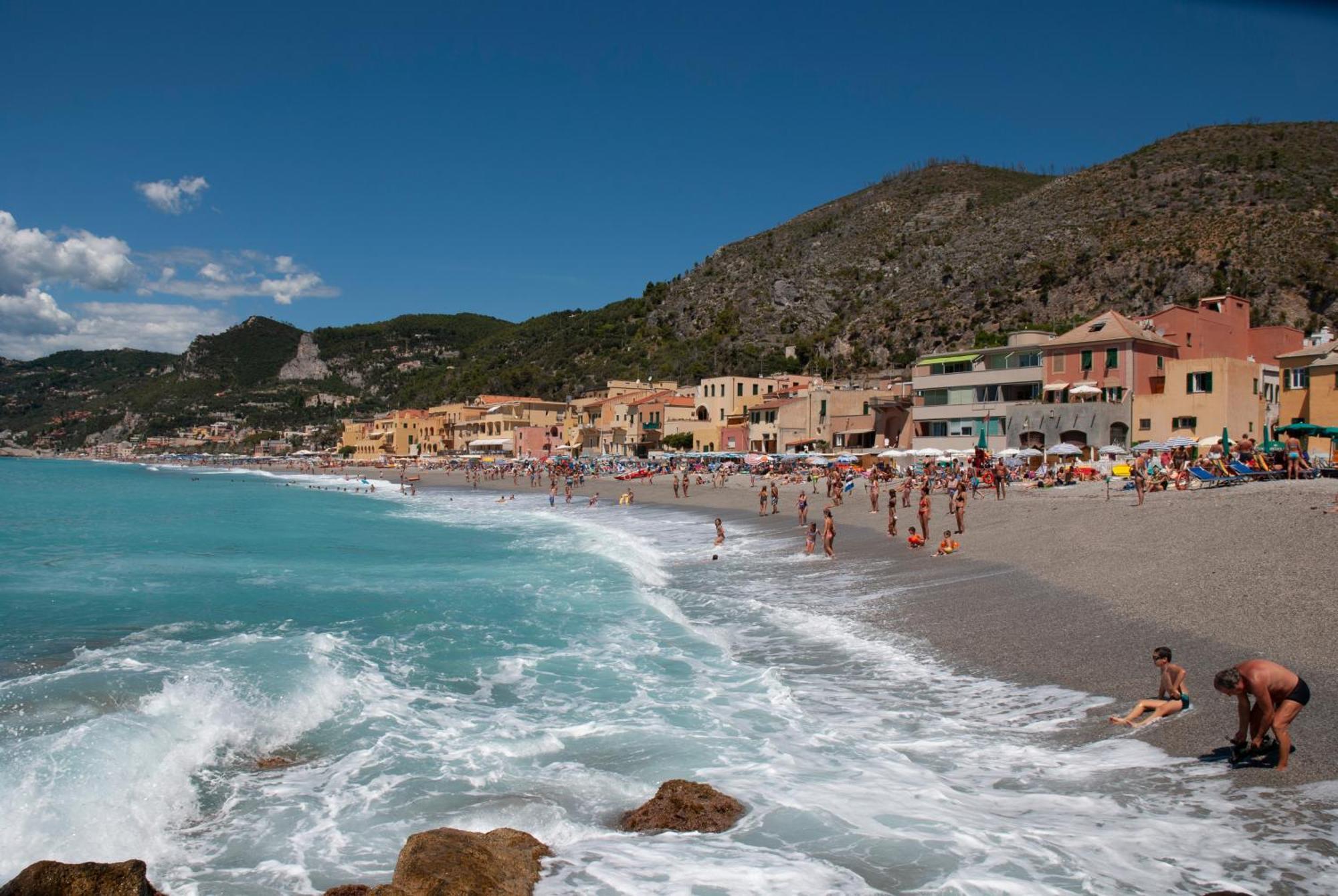 Fornaci 2 Rivieraholiday Pietra Ligure Exterior photo