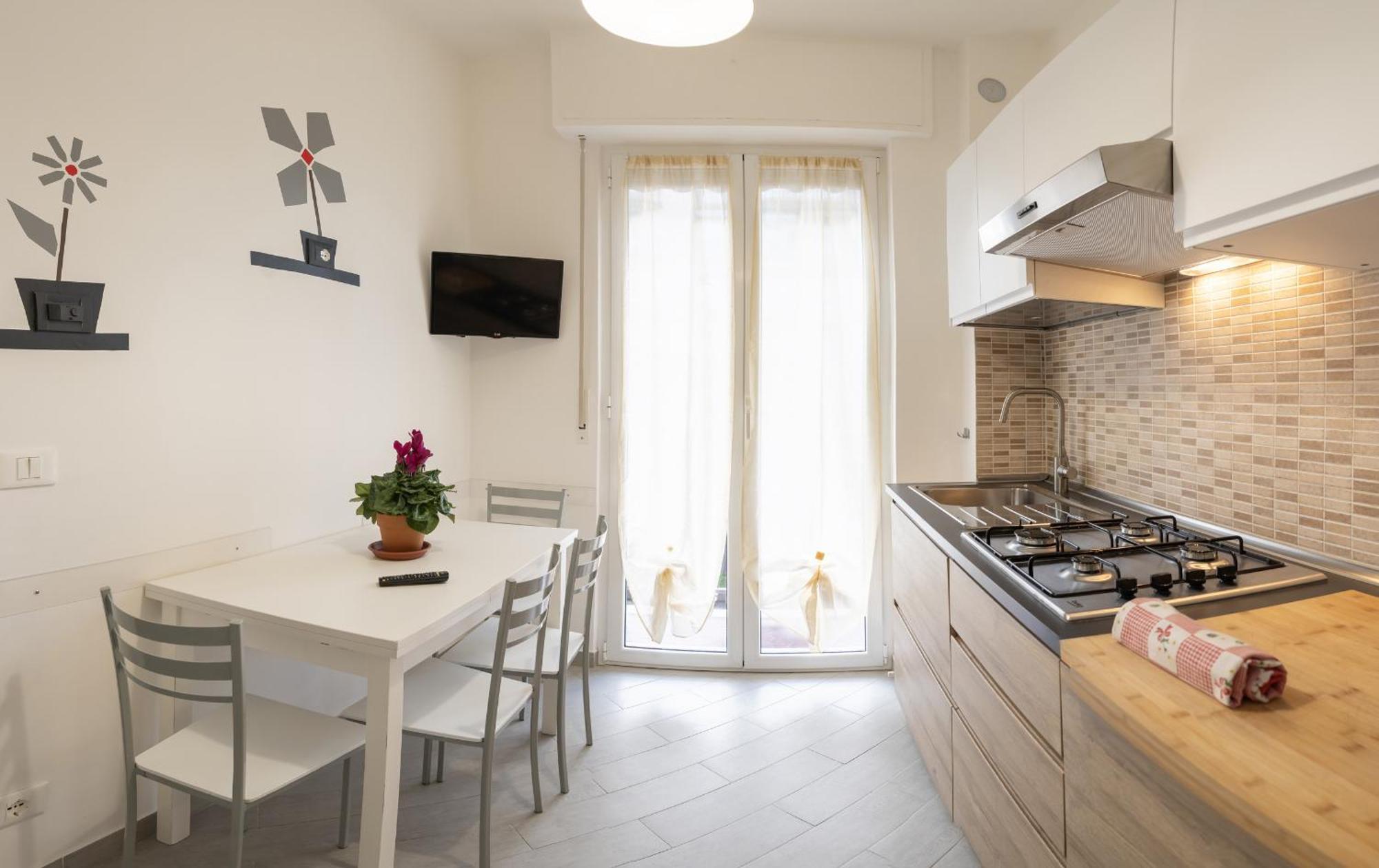 Fornaci 2 Rivieraholiday Pietra Ligure Exterior photo