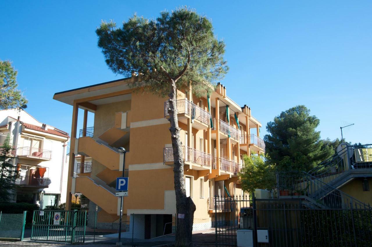 Fornaci 2 Rivieraholiday Pietra Ligure Exterior photo